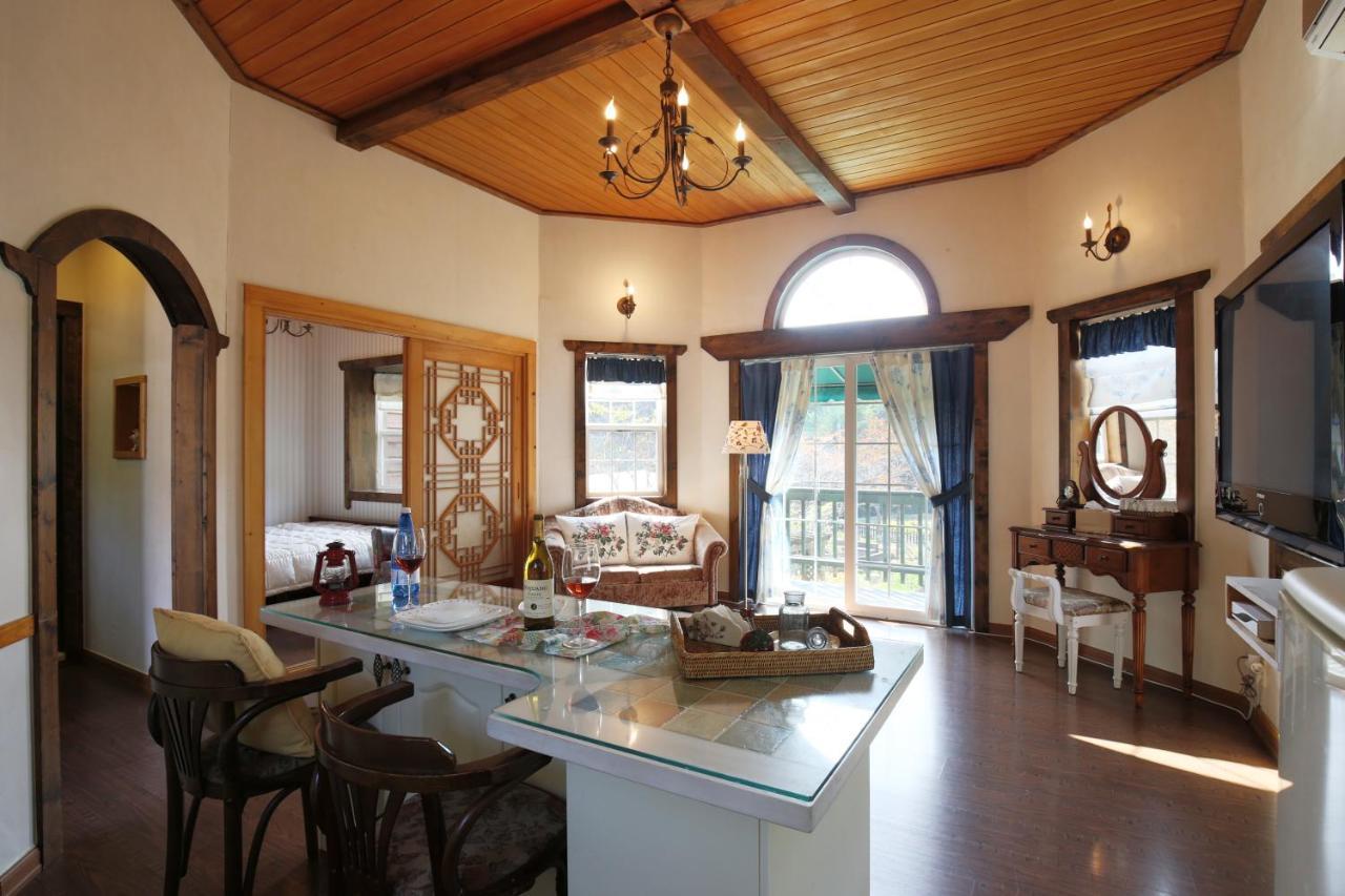Gyeongju Jy Pension Esterno foto